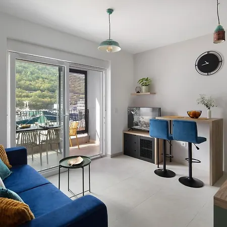 Apartment Cool @port Plomin